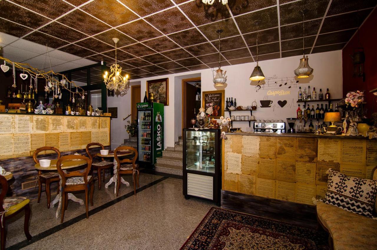 Laško Trubarjev Art Boutique Hotel מראה חיצוני תמונה