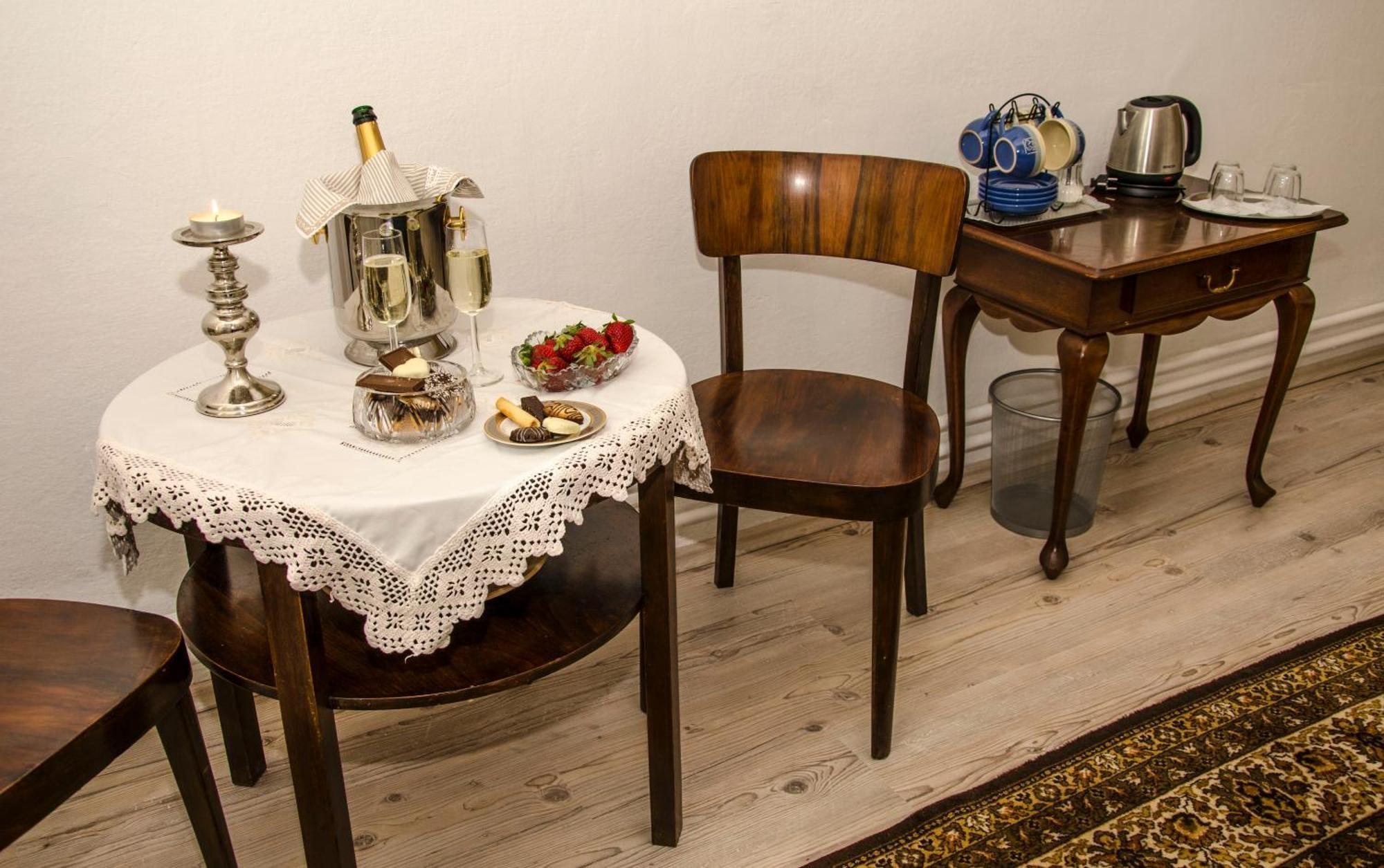 Laško Trubarjev Art Boutique Hotel חדר תמונה