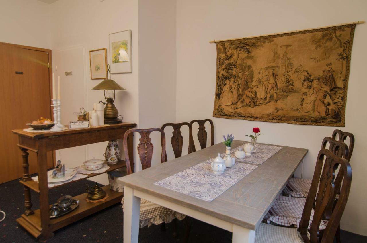 Laško Trubarjev Art Boutique Hotel מראה חיצוני תמונה